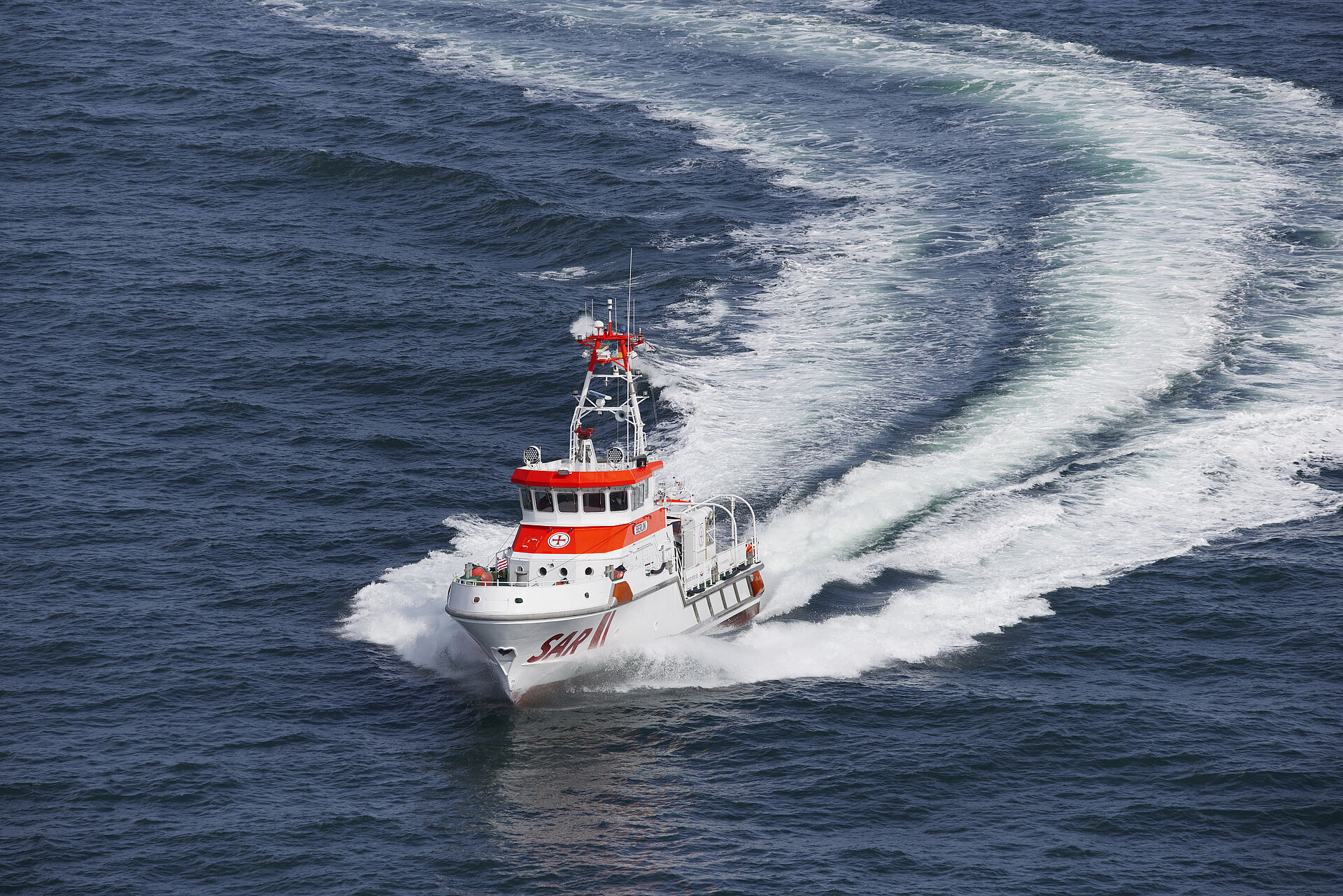 Seenotretter retten Schwerverletzte von Segelyacht